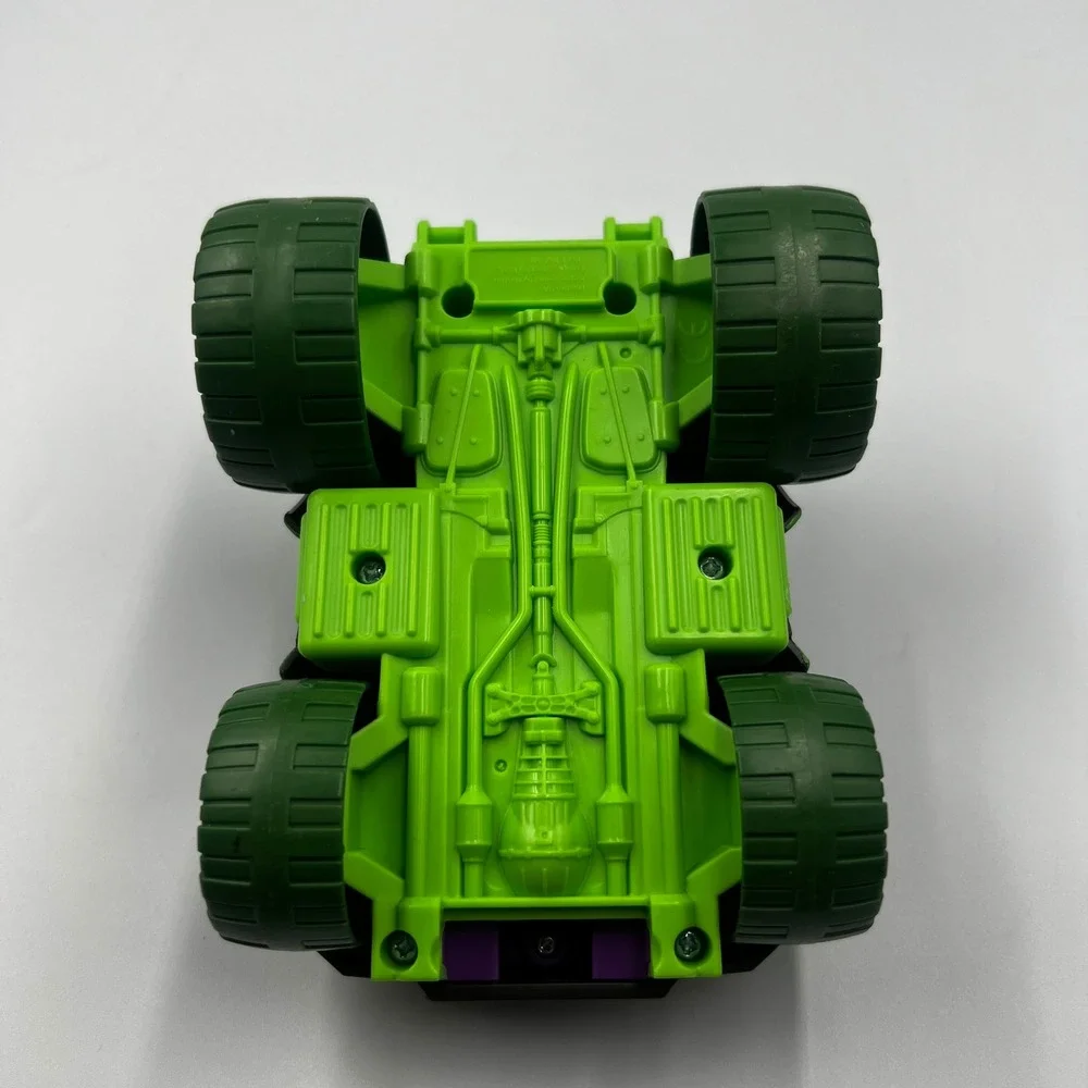 Hasbro Marvel Hulk Smash Truck Green Black & Purple Off Road Toy Vehicle 2011